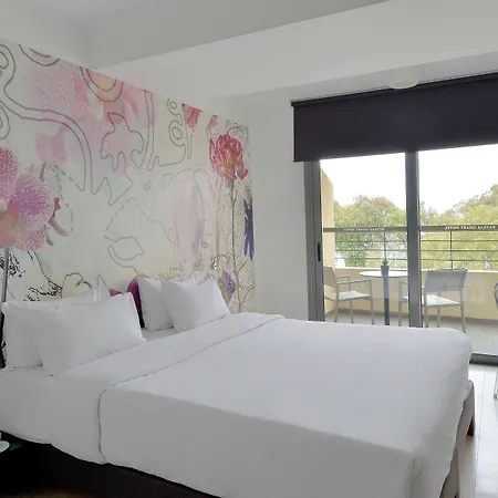 Smart Hotel, Vassilicos House Of Hospitality 3* Patras